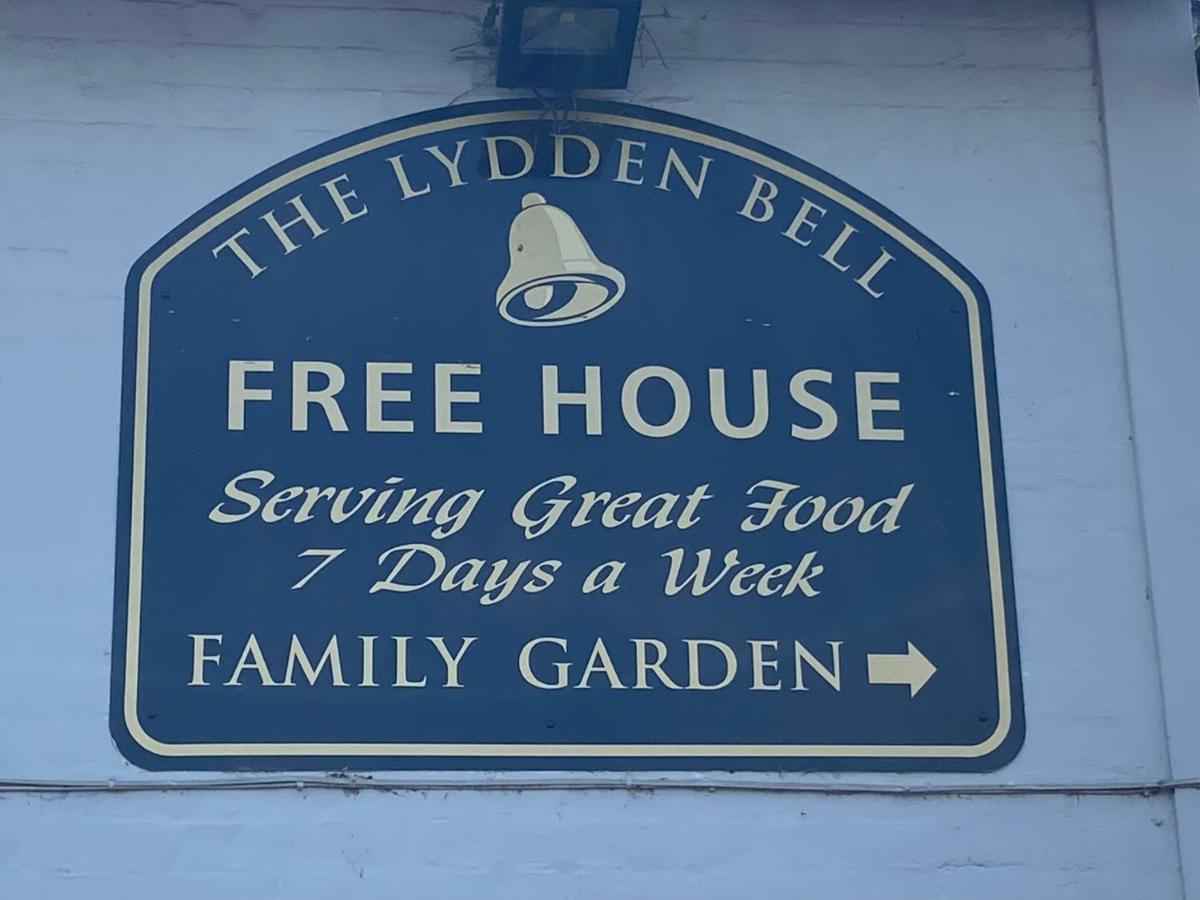 The Lydden Bell Bed & Breakfast ภายนอก รูปภาพ