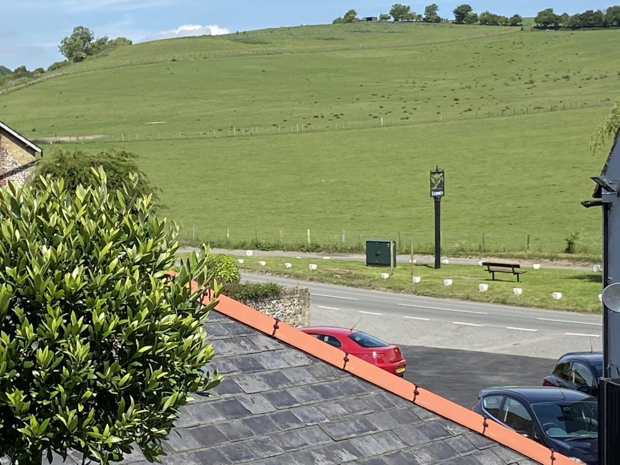 The Lydden Bell Bed & Breakfast ภายนอก รูปภาพ