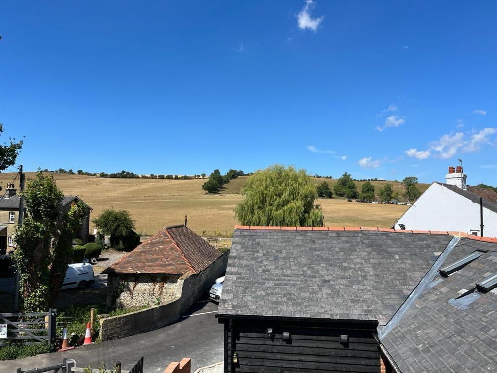 The Lydden Bell Bed & Breakfast ภายนอก รูปภาพ